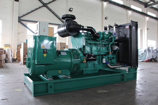 福鼎320kw康明斯柴油发电车出租组图片 福鼎320kw康明斯柴油发电车出租组图片